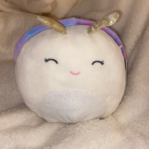 Elysa the slug squishmallow 8” - Picture 1 of 3